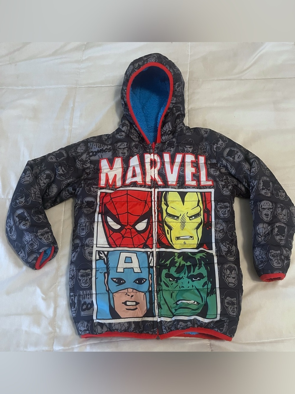 Marvel Kids Reversible Puffer / Sherpa Hooded Full Zip Jacket boys size 5